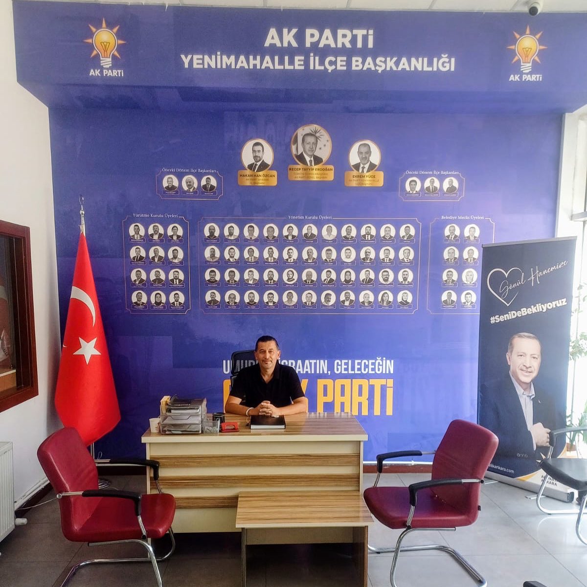 İlçe Başkanlığımızda Bugünkü Nöbetçi Yönetim Kurulu Üyemiz:OSMAN ÇOTUR

 ⏰10:00-18:00 

İletişim için AK Parti Yenimahalle İlçe Başkanlığı ⤵️

☎️ 0312 346 27 27

📍Gayret Mahallesi İvedik Caddesi B Blok No:33/A Yenimahalle