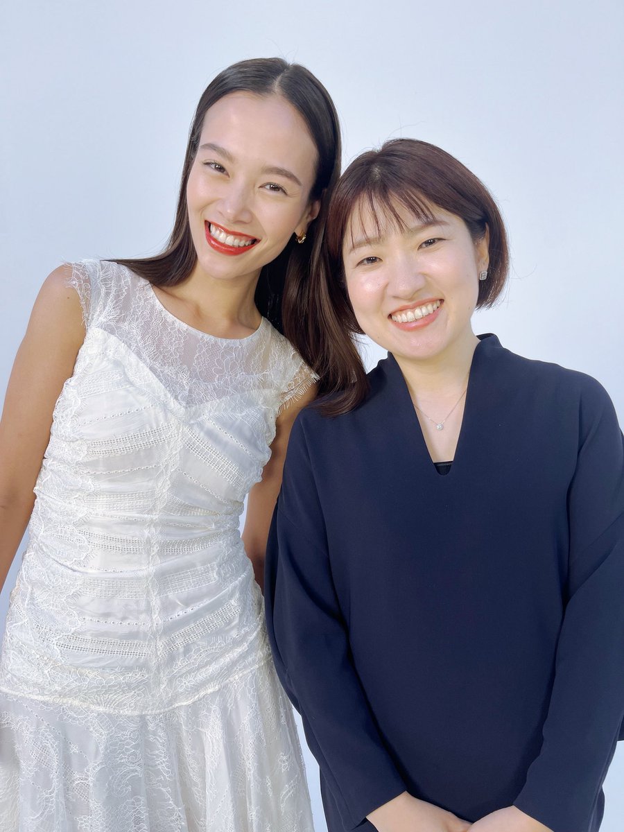 ファッション通信 (@fashion_tsushin) on Twitter photo 今回のBeauty Momentは、クレ・ド・ポー ボーテ (<a href="/cledepeau_japan/">クレ・ド・ポー ボーテ ジャパン(公式)</a>)の美の基本とも言えるラインである #キーラディアンスケア から新たに誕生した化粧水 #ローションエサンシエル にフォーカスしてご紹介。
ゲストには、モデルで俳優の #草刈麻有 さんが充電期間を経て、パワーアップした姿でBeauty 今回のBeauty Momentは、クレ・ド・ポー ボーテ (<a href="/cledepeau_japan/">クレ・ド・ポー ボーテ ジャパン(公式)</a>)の美の基本とも言えるラインである #キーラディアンスケア から新たに誕生した化粧水 #ローションエサンシエル にフォーカスしてご紹介。
ゲストには、モデルで俳優の #草刈麻有 さんが充電期間を経て、パワーアップした姿でBeauty