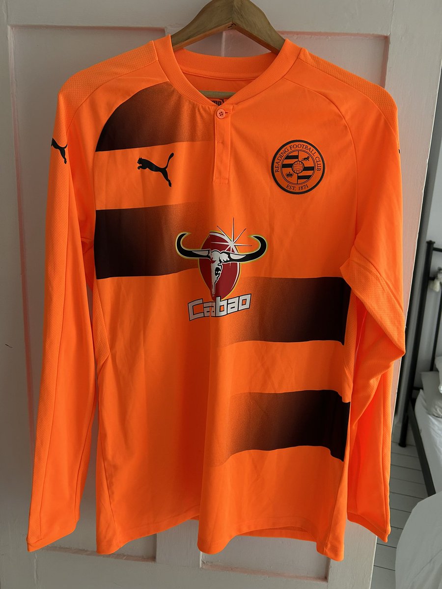 Reading FC Shirts - buy, sell, swap tweet media