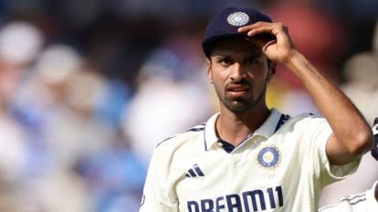 IamArjav's tweet image. In a very young career, @Sundarwashi5 has a test 100 and a 4 fer in England, 2 50s in Aus and was the best spinner in an otherwise a forgettable NZ series at home. At 25, if taken care off well, this prodigy  can be a back bone across formats for India. One who can bat in Top 5…