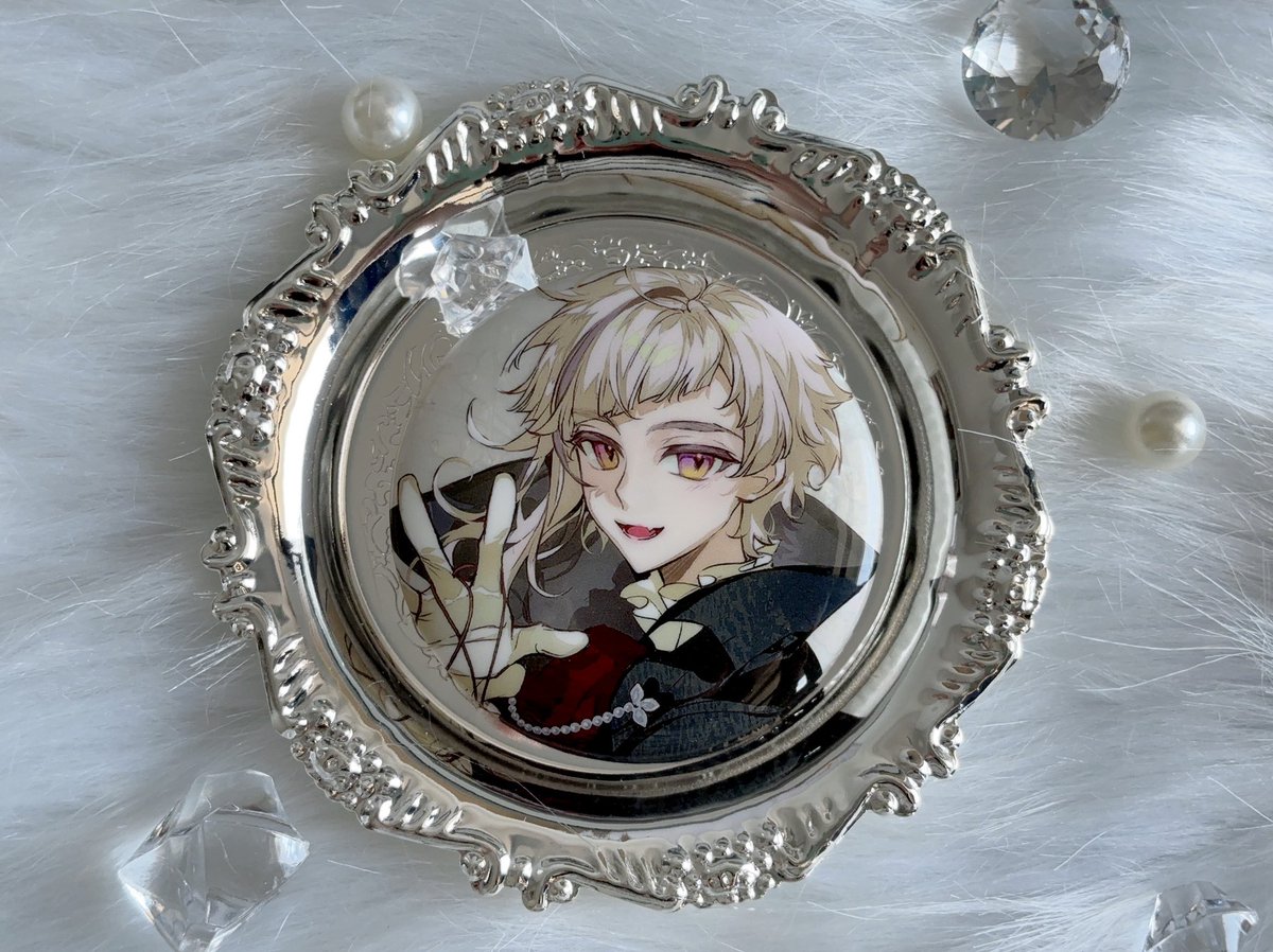 Tiki_shining's tweet image. 👐🖤🤍