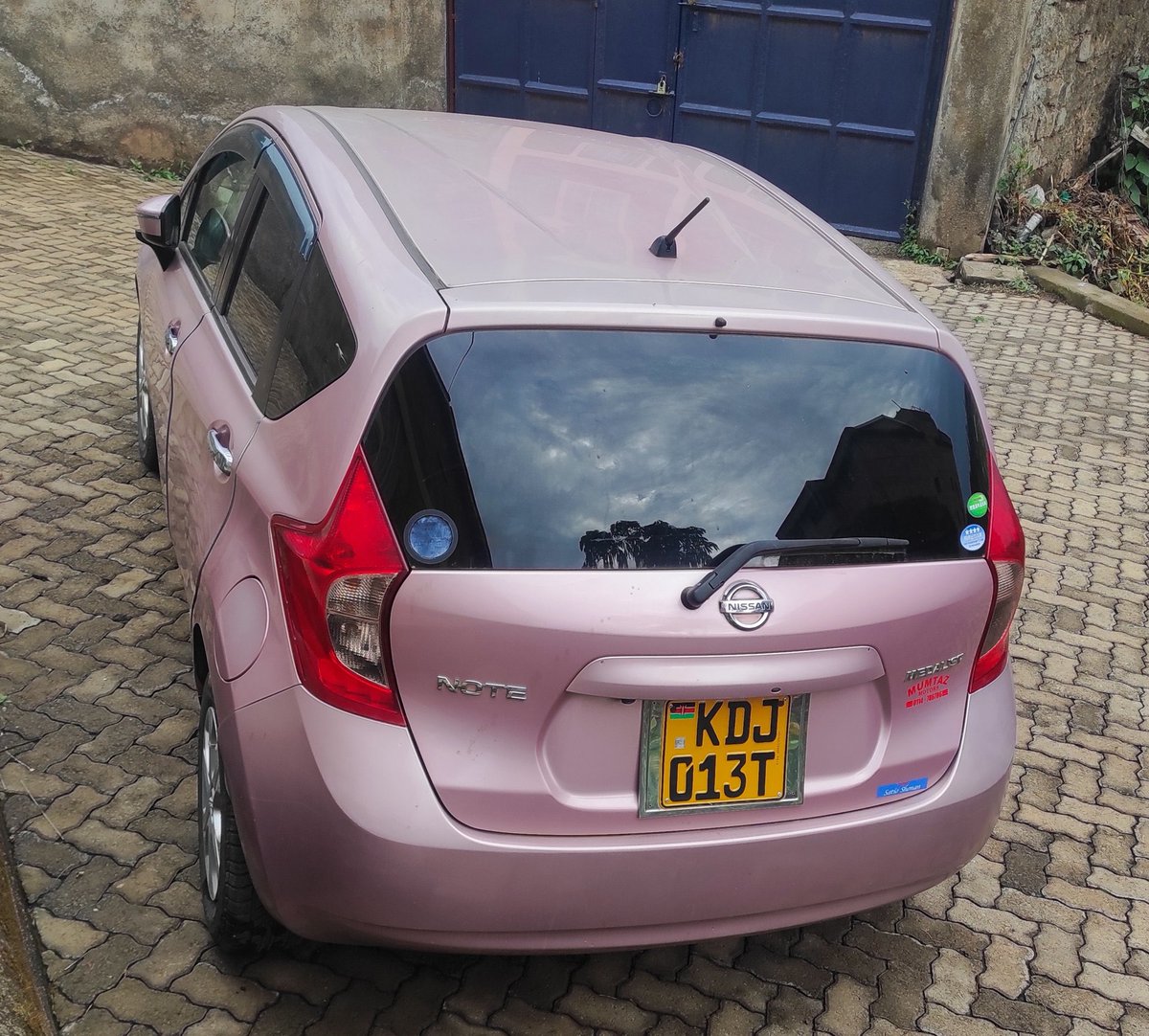 nyanchama_'s tweet image. Nissan Note
2015
54k KM mileage 
Asking : 790,000 Kshs