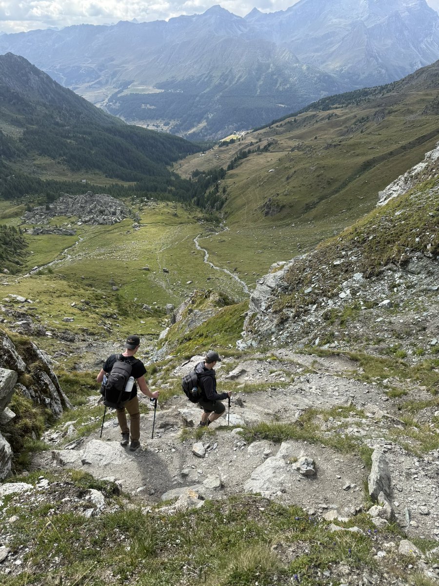 ChefAlec's tweet image. Touching grass this week
Yesterdays hike was successful - 10 miles, 4600 ft elevation, took 8 hours
The boys moral is still high, will check in after day 2