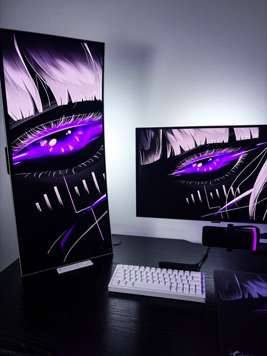 ClustrsOfficial's tweet image. FEEL HER GAZE
#clustrs #glasspad #mousepad #gamers #VALORANT #setup