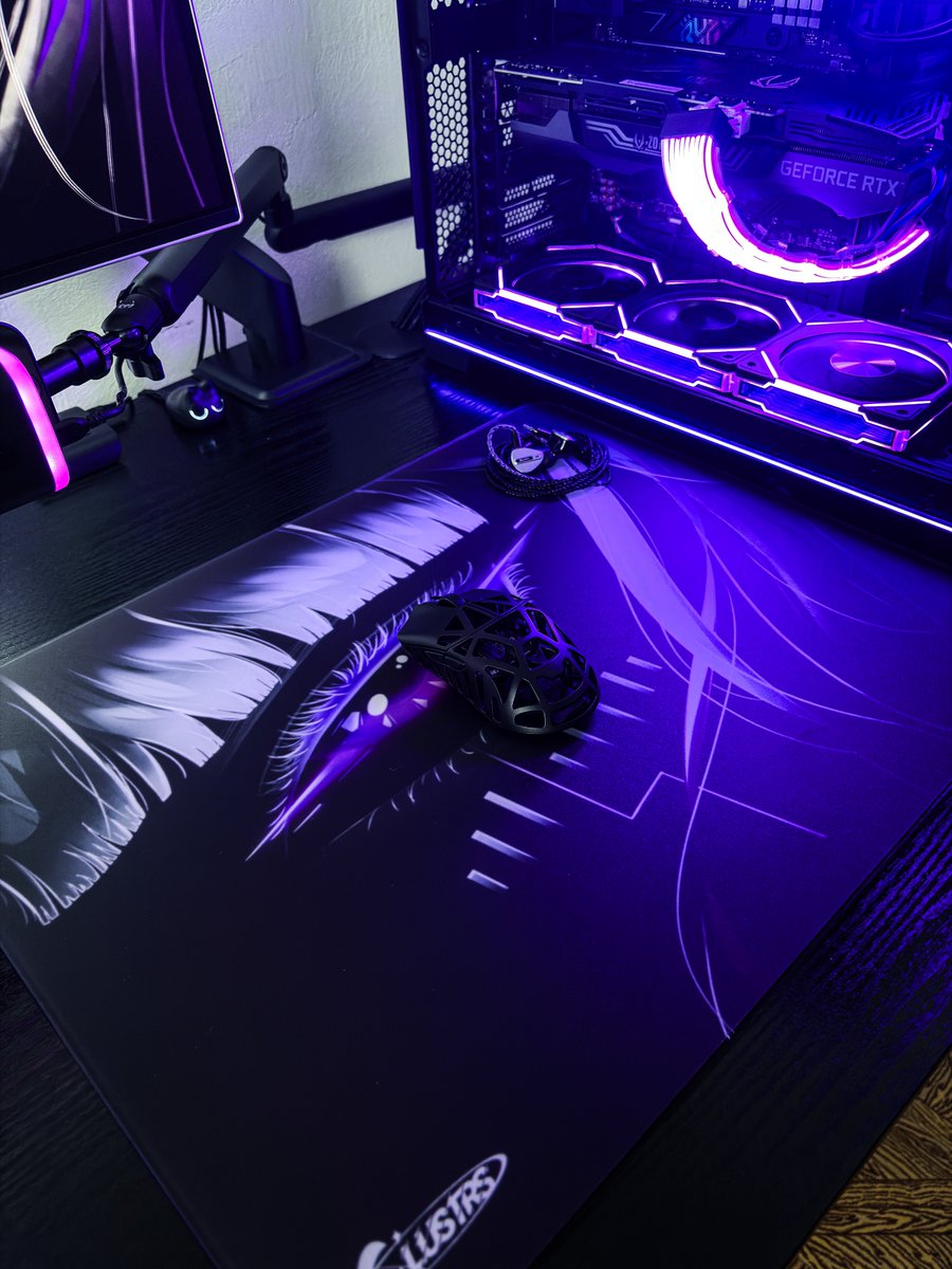 ClustrsOfficial's tweet image. FEEL HER GAZE
#clustrs #glasspad #mousepad #gamers #VALORANT #setup