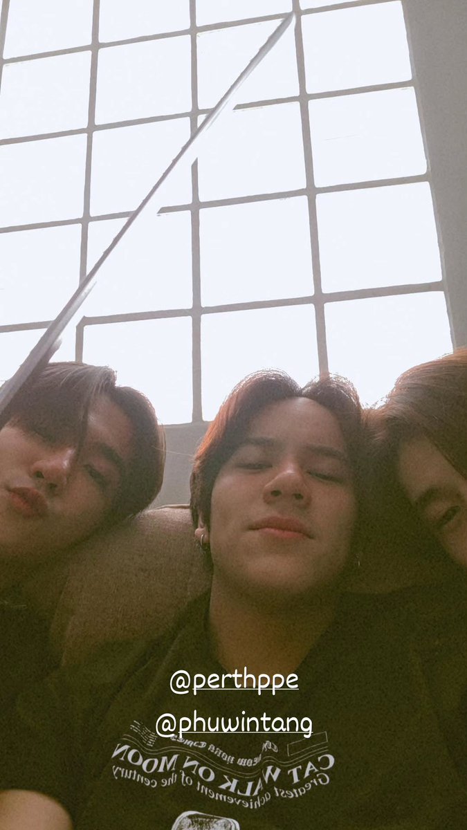 Hareshine's tweet image. แก๊งองค์ชายที่น่ารักนุ้บนิ้บหน่อย