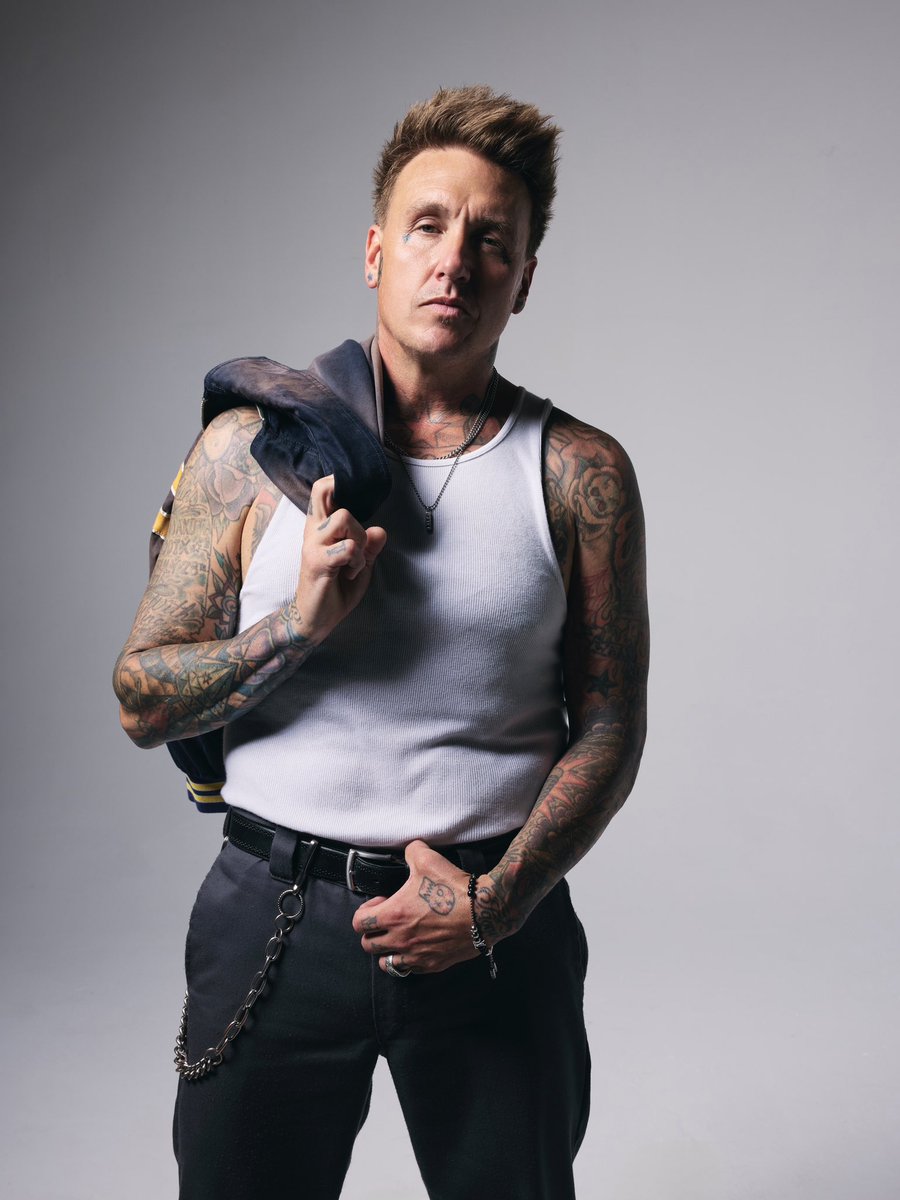 paparoach's tweet image. 🤘Happy Birthday @JacobyShaddix 🪳