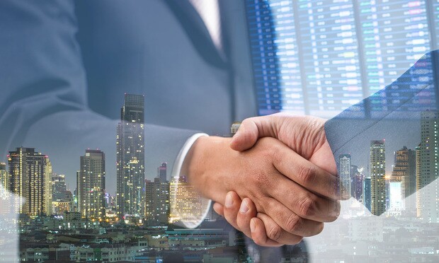 GlobeStcom's tweet image. Brookfield CEO Anticipates Market Normalizing as CRE Mega-Deals Return dlvr.it/TM8T8K