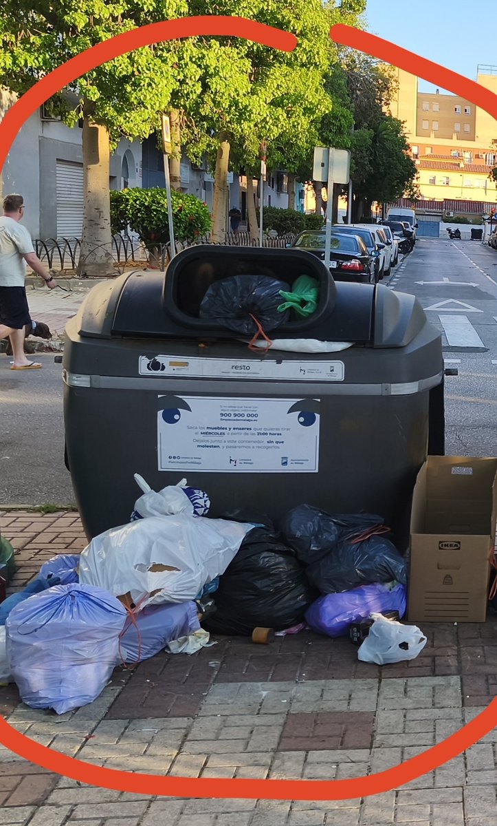 NachoRomera1's tweet image. A ver @LimasamOficial
Cuando veis está imagen a diario durante meses en calles d @malaga
Cuando ls vecinos llevan tiempo solicitando más contenedores, porque uno es insuficiente
Por qué no lo colocáis?
Para que la Porras pueda llamar guarros a los vecinos?
#PorrasYoNoMiento