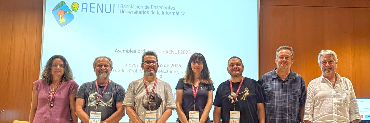 GRUPO ALARCOS (@grupoalarcos) on Twitter photo Nuestro compañero <a href="/jjoselemuss/">José A. Cruz-Lemus</a> forma parte de la junta directiva de AENUI, la Asociación de Enseñantes Universitarios de la Informática, como vicepresidente al cargo de asuntos de internacionalización.
+Info: alarcos.esi.uclm.es/N.php?id=2208 Nuestro compañero <a href="/jjoselemuss/">José A. Cruz-Lemus</a> forma parte de la junta directiva de AENUI, la Asociación de Enseñantes Universitarios de la Informática, como vicepresidente al cargo de asuntos de internacionalización.
+Info: alarcos.esi.uclm.es/N.php?id=2208