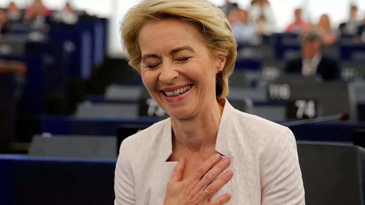 Europejskie elity nie rozumieją, co im się właściwie przydarzyło.

USA działają już na zupełnie innych zasadach, niż te, które znają🇪🇺biurokraci, cała zgraja tych technokratycznych podstarzałych enfant terrible końca historii w rodzaju von der Leyen.

Próbowali negocjować umowę