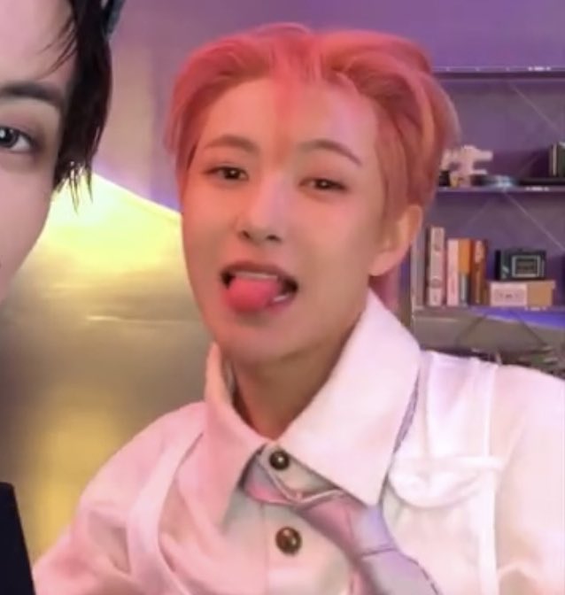 jellymoooo3's tweet image. 🐱👅