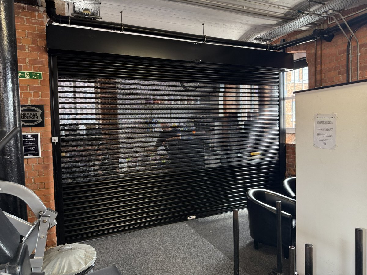Our commercial shutters are manufactured in house and installed to the highest of standards.
Here’s one we fitted today for a new customer in York.

If you’re looking for security shutters, please get in touch.