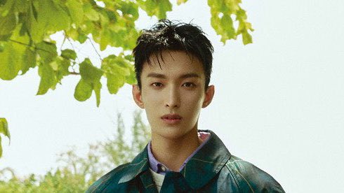 kyeomcherries's tweet image. something about his gaze..piercing yet alluring
DOKYEOM for Allure Korea
#DOKYEOMforAllureKorea
#DOKYEOMxRalphLauren
@pledis_17 @allurekorea @RalphLauren