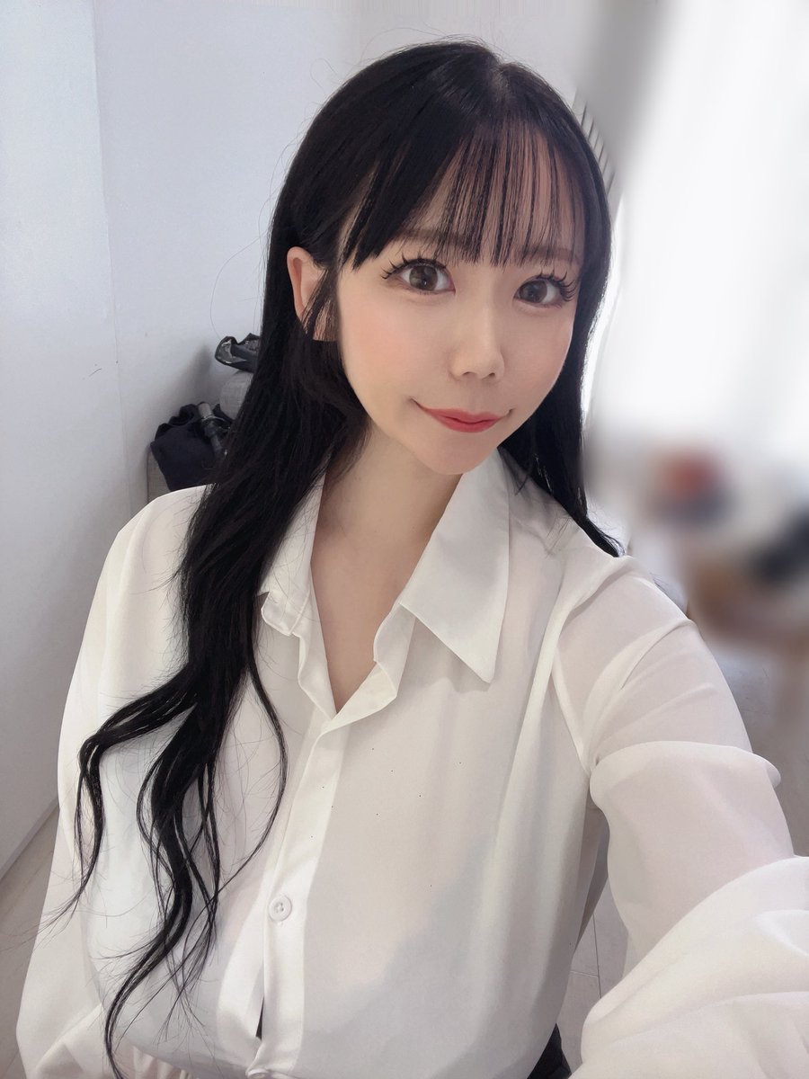 Minami_Harudayo's tweet image. 遅めのおはる〜🩵
今日は撮影だよん🎶

いつもとメイク違って優しめ〜🐶