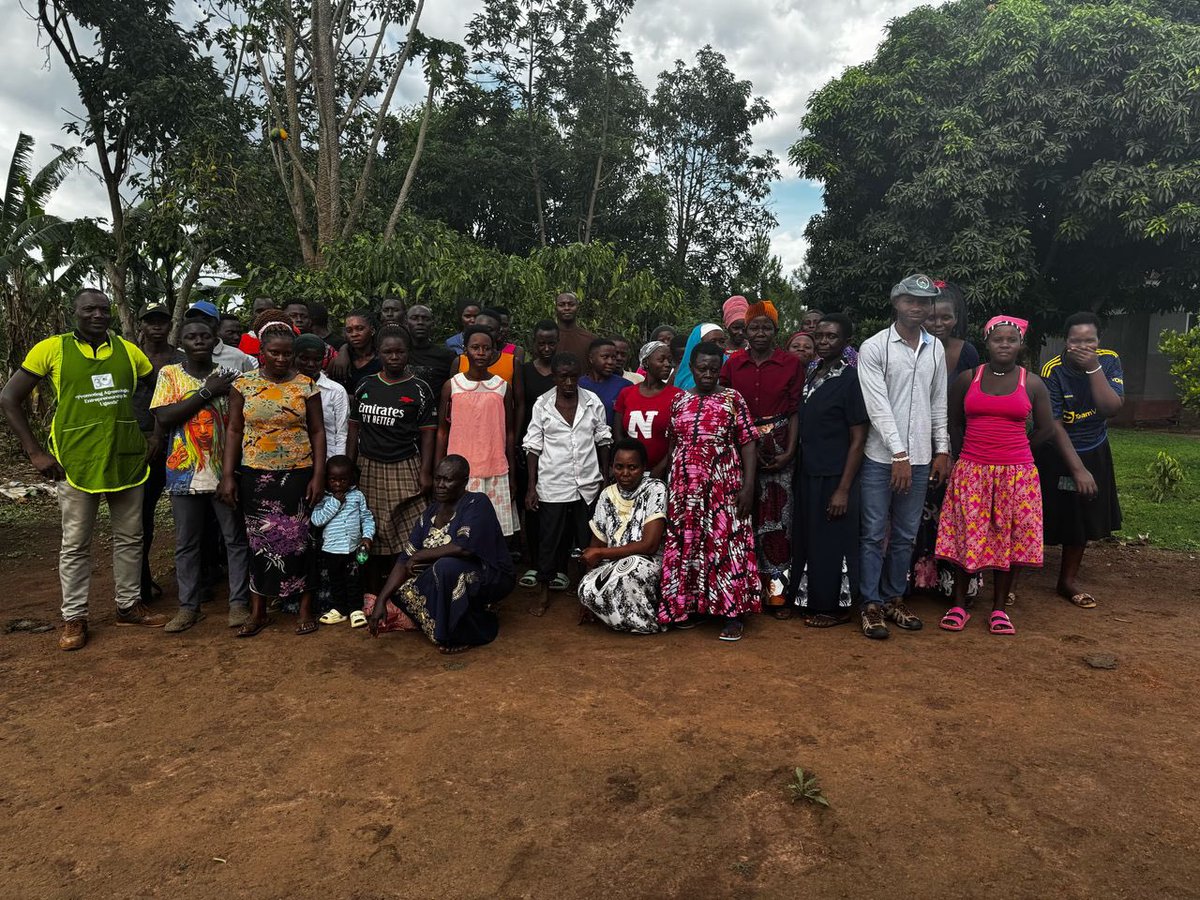 CERAIUg's tweet image. As we head for the 2026 Uganda  General elections,we want voices of oil affected communities to be heard and considered in planning. The politicians should strategize on how to phase out fossil fuels in Uganda and give attention to renewables. #CommunityVoicesMatter