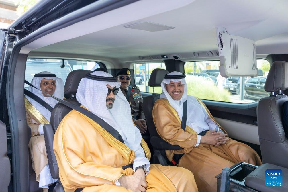 WeRide, a Chinese company in the autonomous driving sector, has recently powered the launch of Saudi Arabia's first Robotaxi pilot service xhtxs.cn/5q9