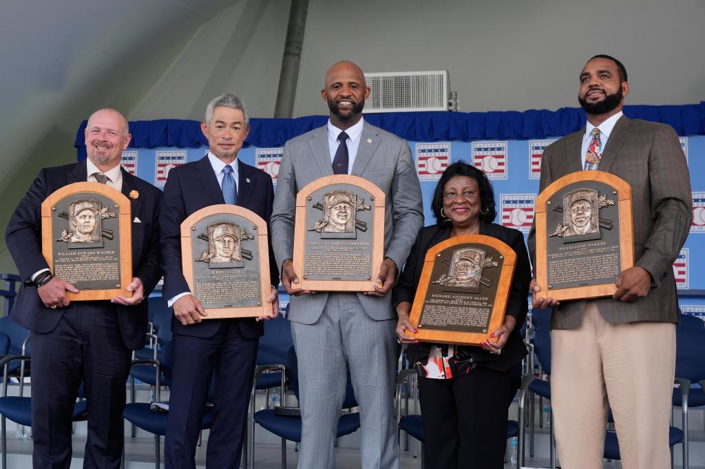 Ichiro Suzuki adds humorous touches to Hall of Fame induction ceremonies trib.al/rjDhGHM