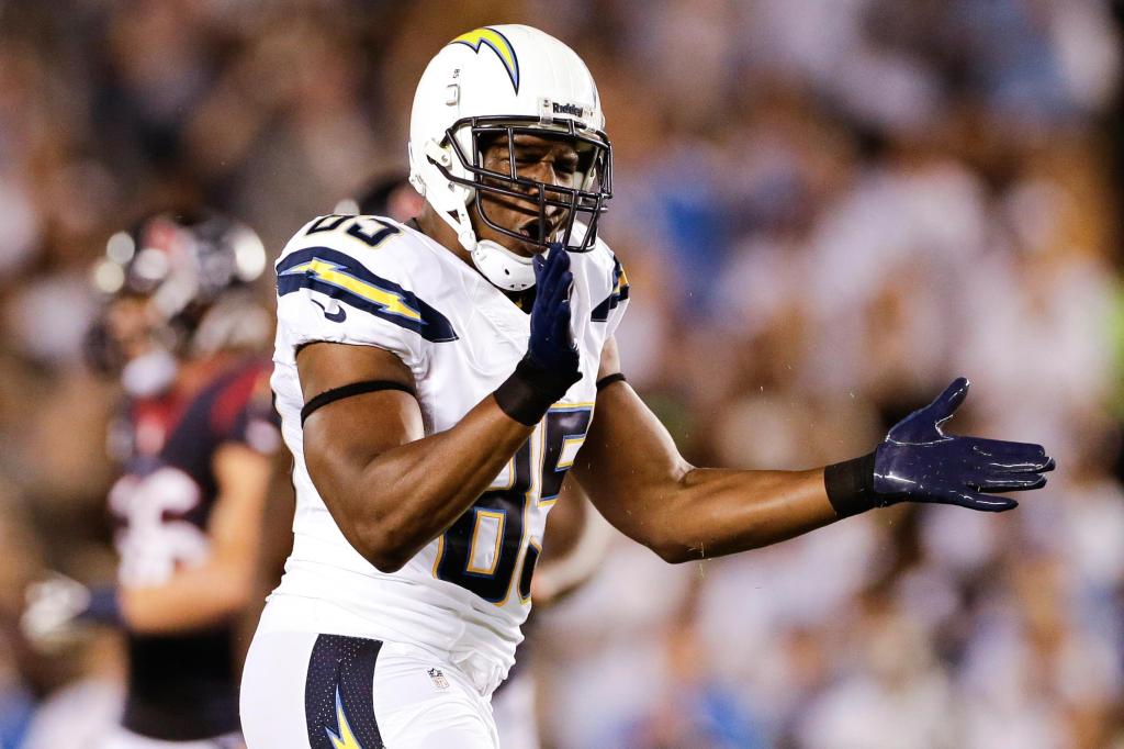 From hoops to Hall of Fame: Antonio Gates’ unique NFL journey to Canton trib.al/rSg8lIY