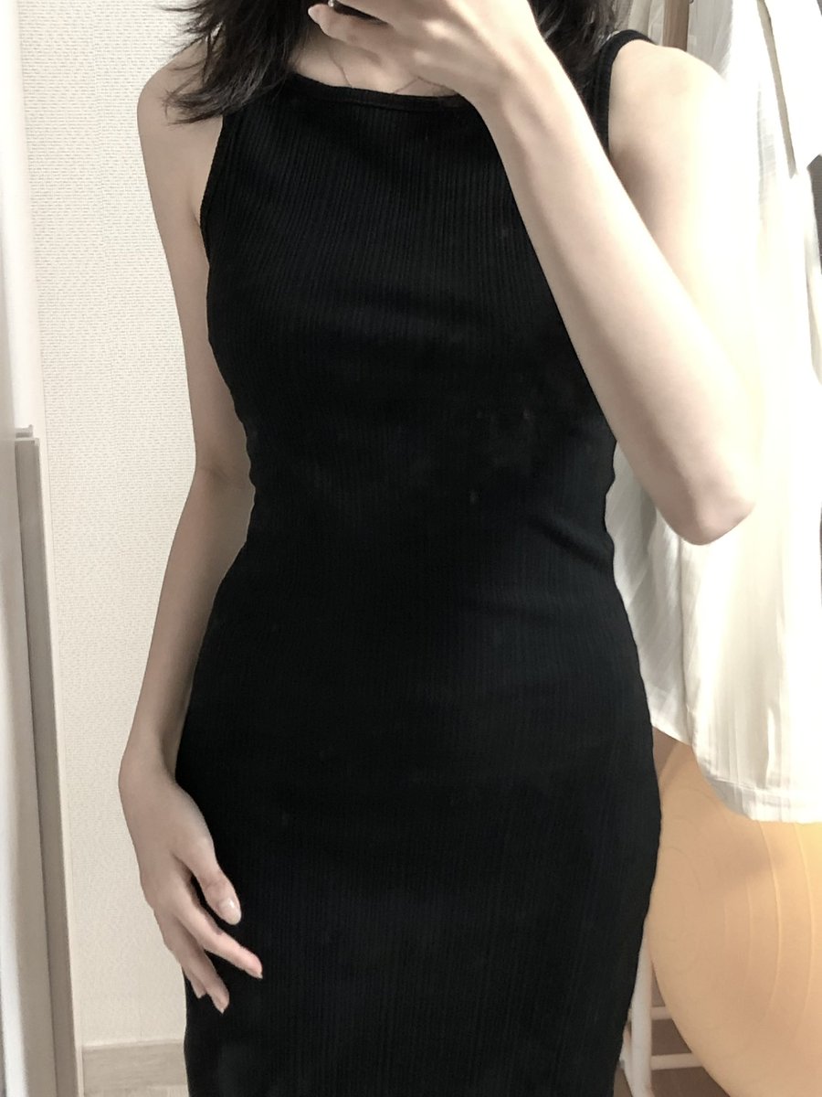 loverwithc's tweet image. 이정도여자룩 처음입어봄
엄마가 사셨는데 못입겟다고 저에게주셧어요