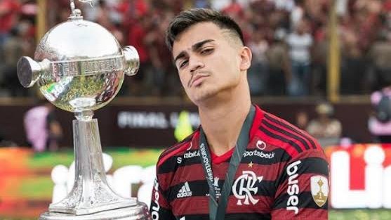 ⚡️Reinier se incorporará desde HOY a los entrenamientos con el REAL MADRID CASTILLA.
➕ El club ya mantiene conversaciones con su agente para buscar una SALIDA (contrato hasta 2026).
➕ FLAMENGO es uno de los equipos brasileños interesados.
 <a href="/TheAthleticFC/">The Athletic | Football</a>