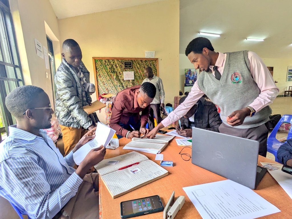 Uganda Nursing School Bwindi tweet media