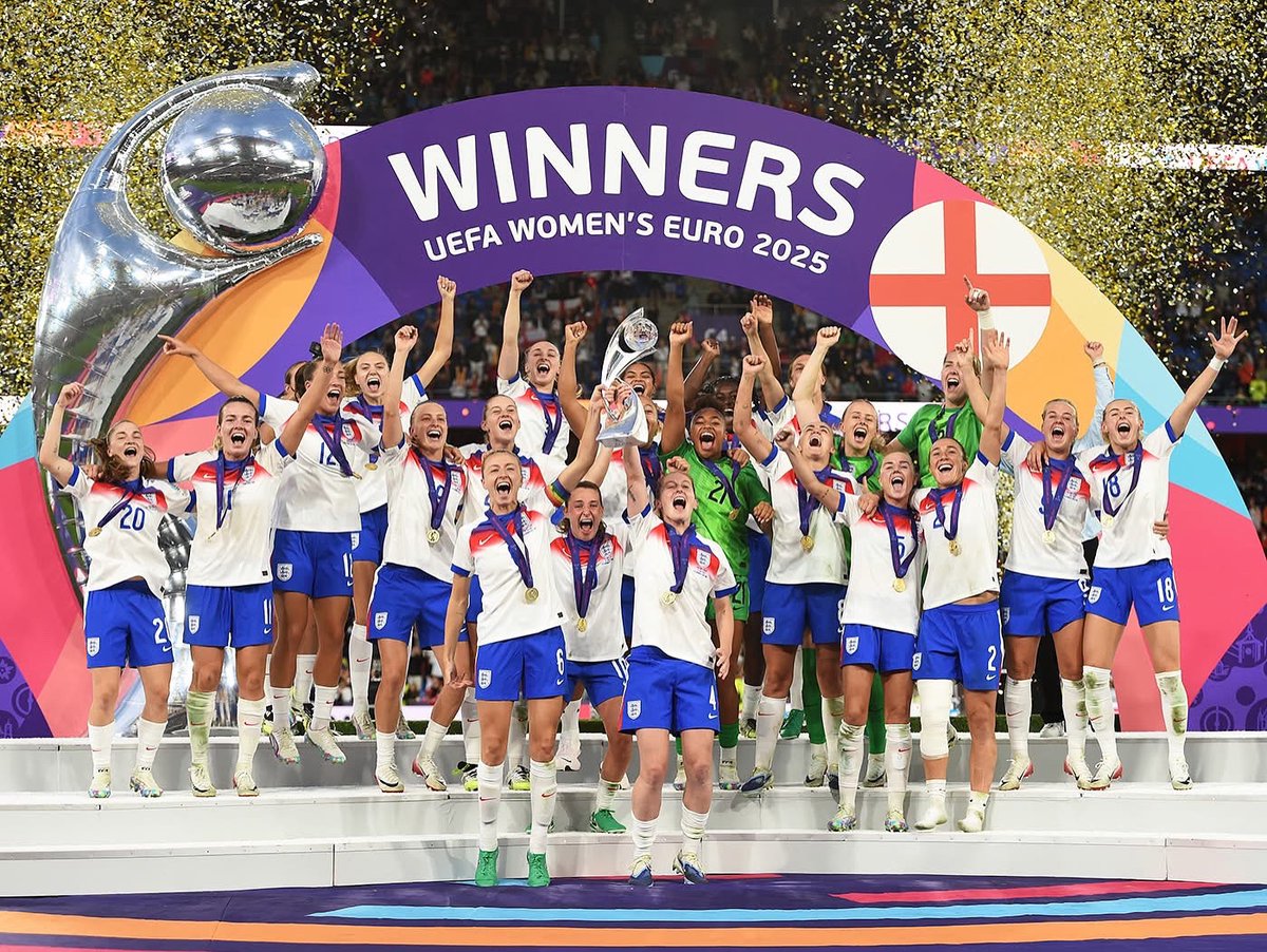 Congratulations to our <a href="/Lionesses/">Lionesses</a>  ❤️ Continuing to inspire so many future generations of players… and current generations of course 😉 #GLWFL Season 25/26 is nearly here, looking for a new team and live in Greater London? Reach out, we’ll help you to achieve your dreams 🤩