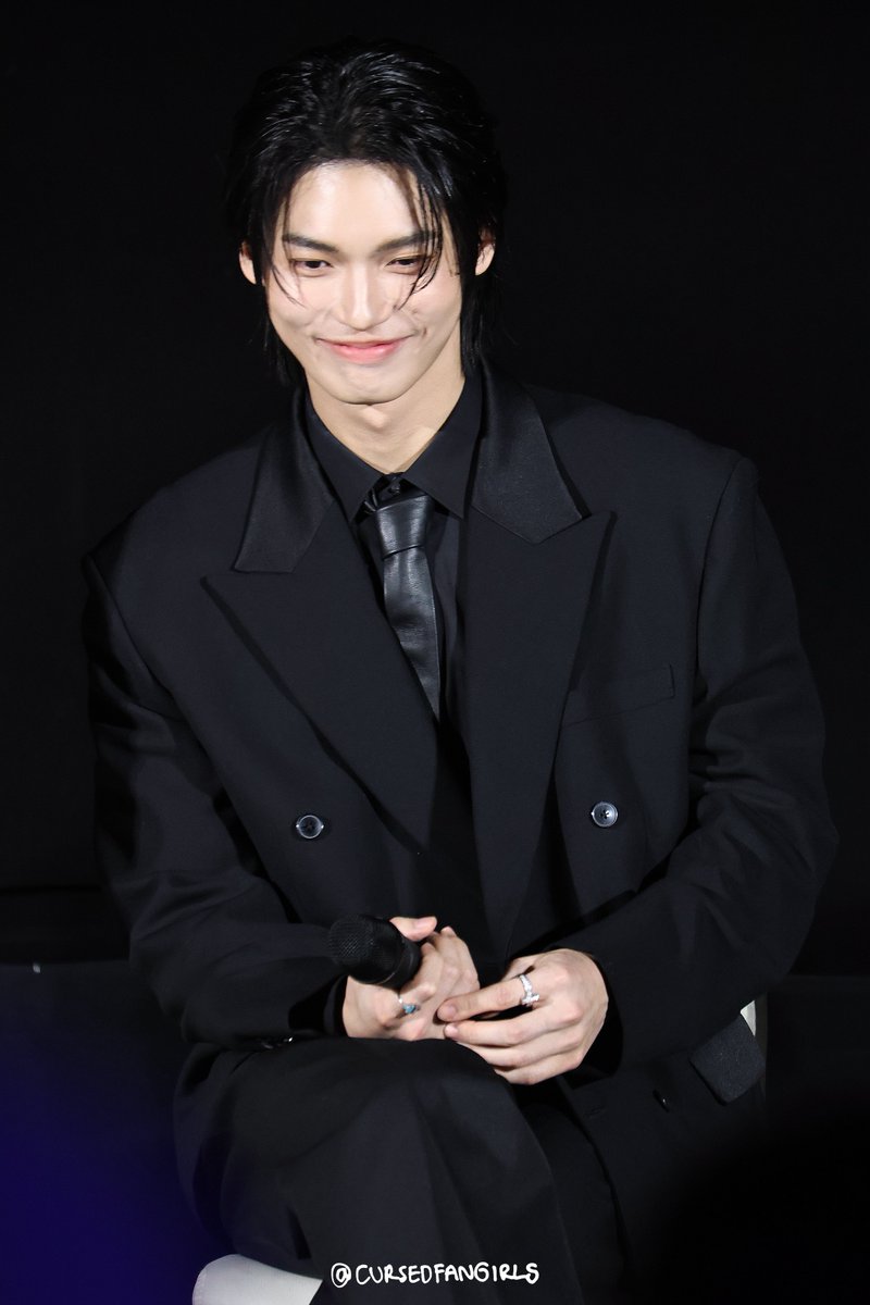 CURSEDFANGIRLS's tweet image. Cutie pie~🤏🏻

#EnigmaBlackStageEP1 #winmetawin