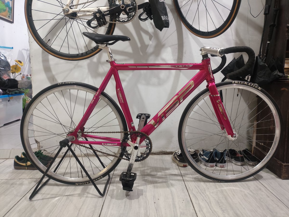 donixsyahputra tweet media