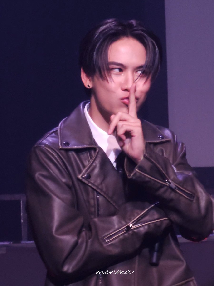menmachao's tweet image. みゅじこん楽しかった~🩵♡
お酒とご飯と語りとライブの２日間最高でした!
一緒にいてくれた子もれなく全員様子がおかしくて大好き🫶🏻💘