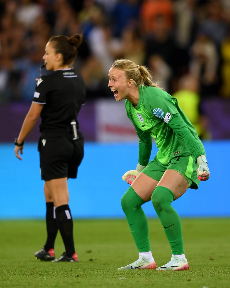 De la niña que jugaba en Miralcamp a ser dos veces campeona de Europa y MVP en la final 💛

¡Enhorabuena, Hannah Hampton!