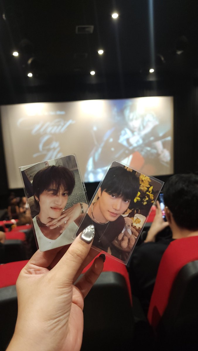 ziniEGG's tweet image. Seated ♥️