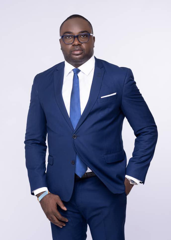BopeRom's tweet image. #Gouvernement_D&apos;Union_Nationale

La jeunesse de l’UDPS @Ljudps_RDC /Tshisekedi exprime son vœu ardent de voir *Maître Evariste Kalala* intégrer le prochain gouvernement, en reconnaissance de *son intelligence stratégique, son leadership affirmé et sa fidélité sans faille* au…