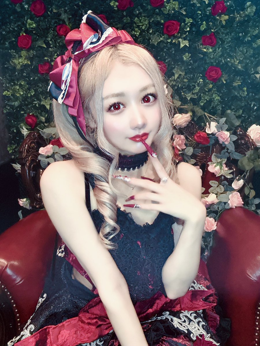 ゆ (@yurinyanynan) on Twitter photo たばさが統括マネージャー勤めてるお店のレセプションに行ってきたよ🫶
🥀夢を彷徨うイバラの森🥀
【<a href="/yumemoricafe/">夢を彷徨うイバラの森</a>】
酒が飲めなければお金を持ってこればいいじゃない🍷❤️
#夢森 #レセプション #歌舞伎町 #歌舞伎町コンカフェ #コンカフェ たばさが統括マネージャー勤めてるお店のレセプションに行ってきたよ🫶
🥀夢を彷徨うイバラの森🥀
【<a href="/yumemoricafe/">夢を彷徨うイバラの森</a>】
酒が飲めなければお金を持ってこればいいじゃない🍷❤️
#夢森 #レセプション #歌舞伎町 #歌舞伎町コンカフェ #コンカフェ