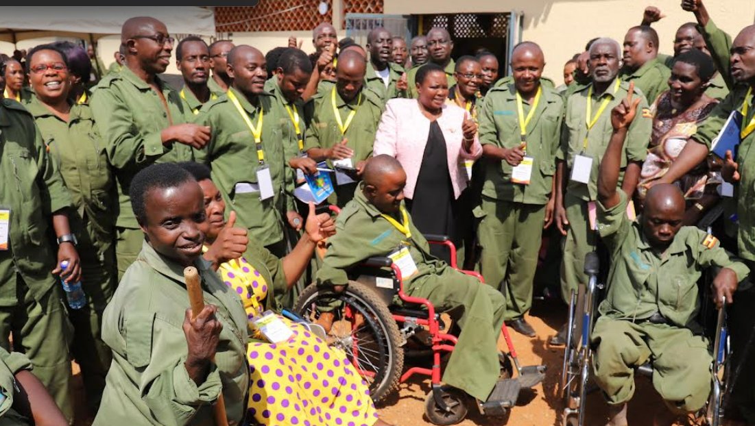 Katrina__Sim's tweet image. President Yoweri Museveni promotes inclusive governance by directly supporting vulnerable groups PWDs, the elderly, and youth.
#WhyUgStillNeedsM7 #WhyUgDecidedM7