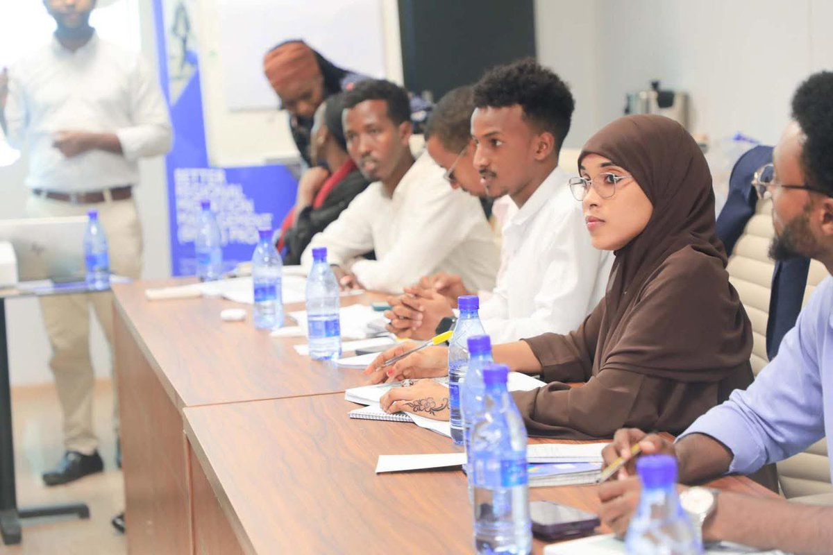 SIMADiLab's tweet photo. Our aspiring student entrepreneurs at SIMAD are currently undergoing a one-week training as part of the Somali Youth Incubator Initiative, under the BRMM project — a collaborative effort between @iom_somalia, @SomaliaMolsa, and @SIMADUniversity.
#ilabimpact #SIMADleads https://t.co/nDWuumwnTN
