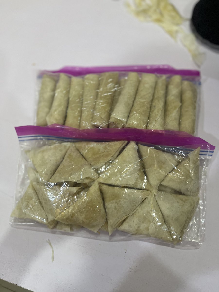 Chloecakesndmre's tweet image. My sister 😁🥰🥰

Made my first ready to fry chops