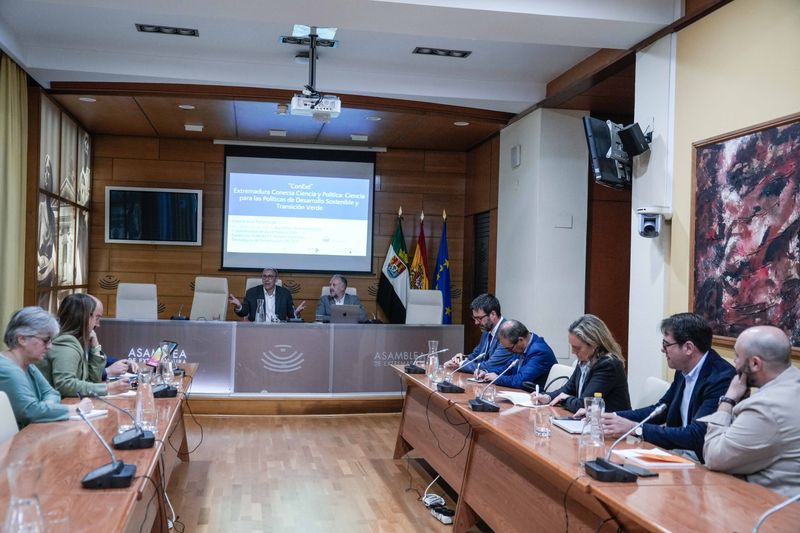 ¡Ampliación de plazo para participar en 'ConExt' – Extremadura Conecta Ciencia y Política!

El programa 'ConExt' – Ciencia para las Políticas de Desarrollo Sostenible y Transición Verde amplía el plazo para que personal investigador de Extremadura presente su candidatura hasta el