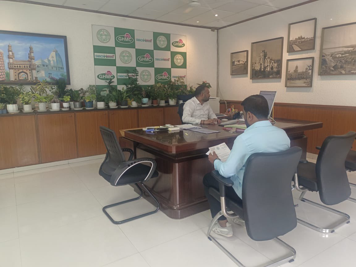 Jaffar Hussain Meraj (@jaffarhusainmla) on Twitter photo Met Mr. R.V Karnan <a href="/CommissionrGHMC/">Commissioner GHMC</a> , to review ongoing development works in Yakutpura Constituency. Focus on accelerating timelines, improving infrastructure & enhancing community amenities.
<a href="/aimim_national/">AIMIM</a> <a href="/asadowaisi/">Asaduddin Owaisi</a> <a href="/akbarowaisii/">Akbaruddin Owaisi</a> Met Mr. R.V Karnan <a href="/CommissionrGHMC/">Commissioner GHMC</a> , to review ongoing development works in Yakutpura Constituency. Focus on accelerating timelines, improving infrastructure & enhancing community amenities.
<a href="/aimim_national/">AIMIM</a> <a href="/asadowaisi/">Asaduddin Owaisi</a> <a href="/akbarowaisii/">Akbaruddin Owaisi</a>