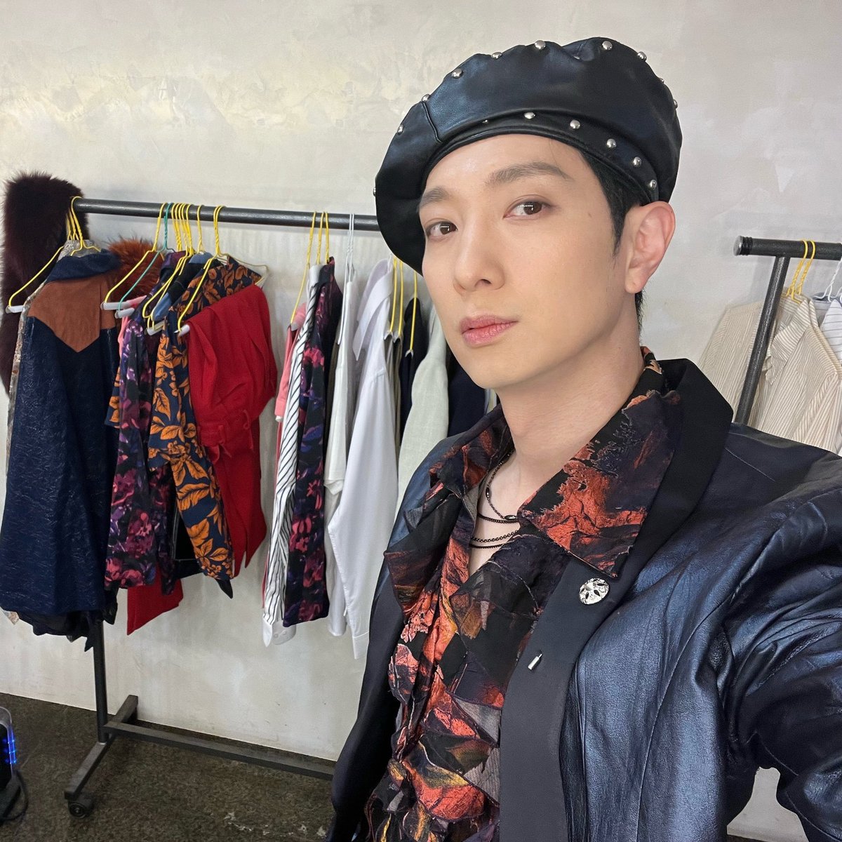 w1nterwest's tweet image. 오와 이집 눈썹 데박 잘생기게 그려주신다