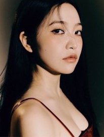 luvyrrv's tweet image. whys the hair always so boring