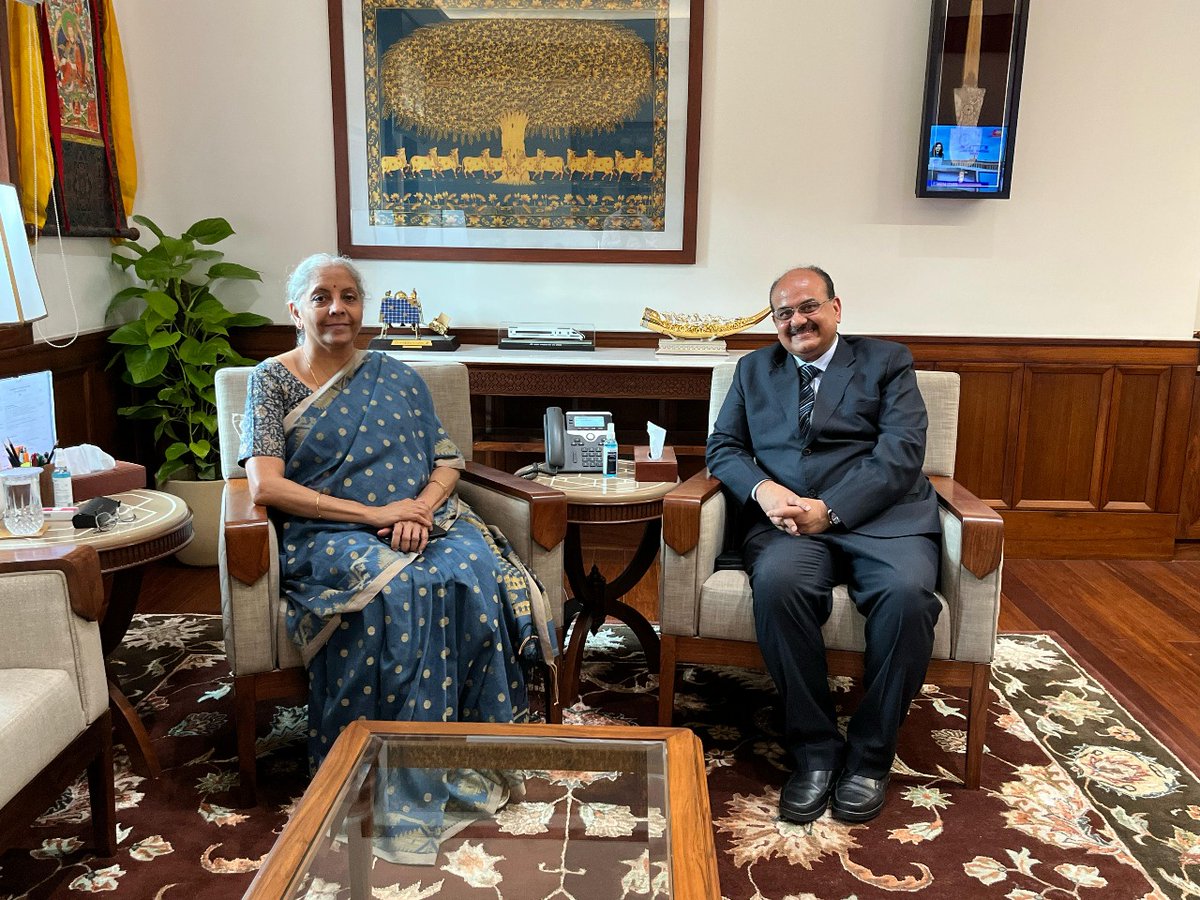 Shri Ajay Bhushan Pandey, Vice President - Asian Infrastructure Investment Bank (<a href="/AIIB_Official/">AIIB</a>), calls on Smt <a href="/nsitharaman/">Nirmala Sitharaman</a> at Parliament House.