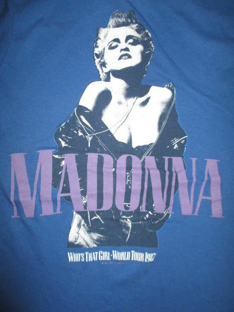 GregvsMatt's tweet image. One of my favourite things to do is research @madonna merchandise / memorabilia and these two 1987 Who's That Girl World Tour shirts have been added to the list 😍 the image is iconic and I want both colours 💙
#Madonna #WhosThatGirlWorldTour