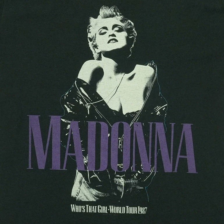 GregvsMatt's tweet image. One of my favourite things to do is research @madonna merchandise / memorabilia and these two 1987 Who's That Girl World Tour shirts have been added to the list 😍 the image is iconic and I want both colours 💙
#Madonna #WhosThatGirlWorldTour