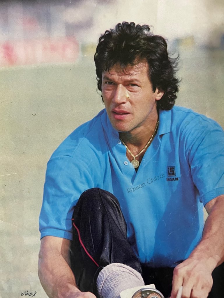 نہیں نگاہ میں منزل تو جستجو ہی سہی 
نہیں وصال میسر تو آرزو ہی سہی 🫠
#عوام_نکلے_گی_تخت_الٹے_گا