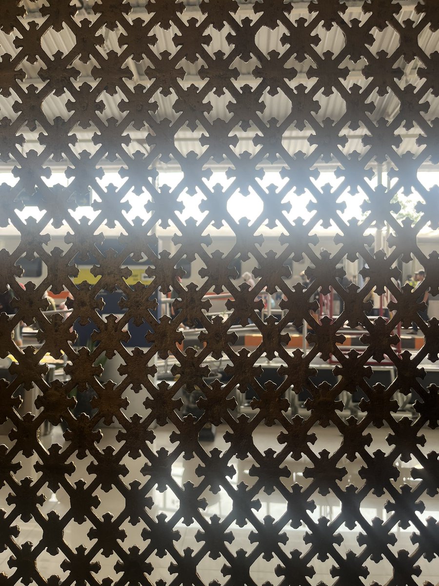 donutmind_2's tweet image. pasuruan station