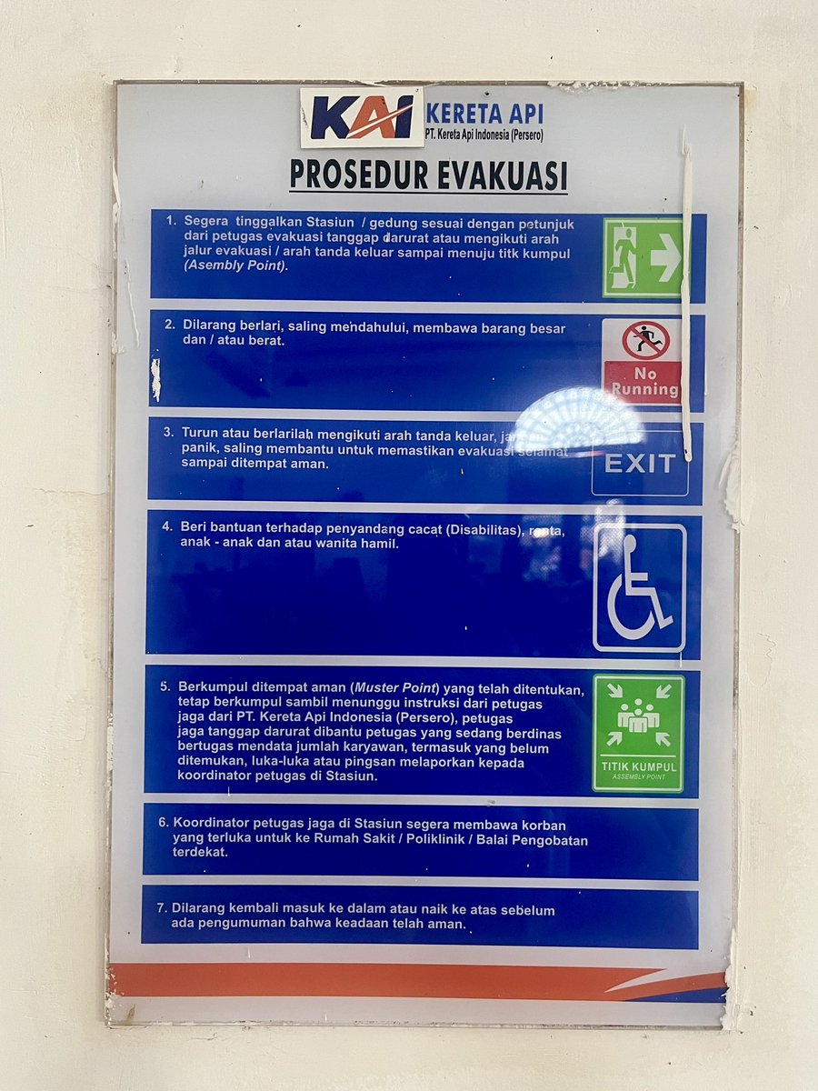 donutmind_2's tweet image. pasuruan station