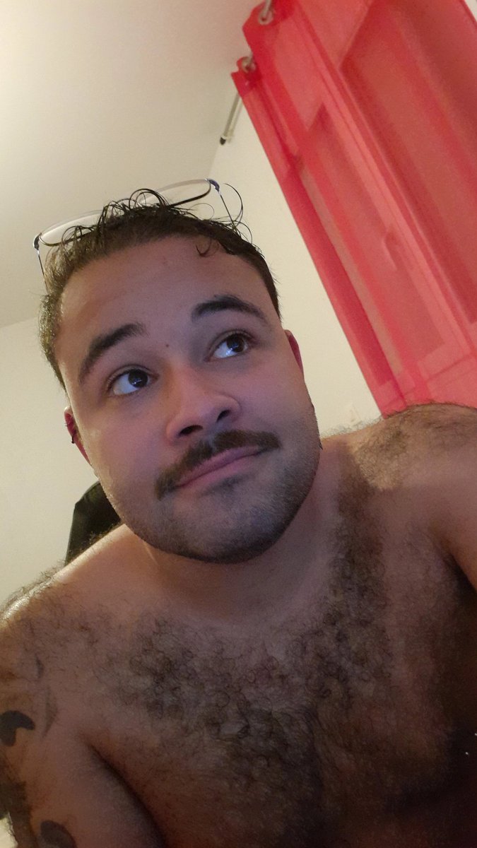 #LGBTQIAEndOfJuly
J'ai dormis 12h et je m'etonne d'être en retard 😮‍💨