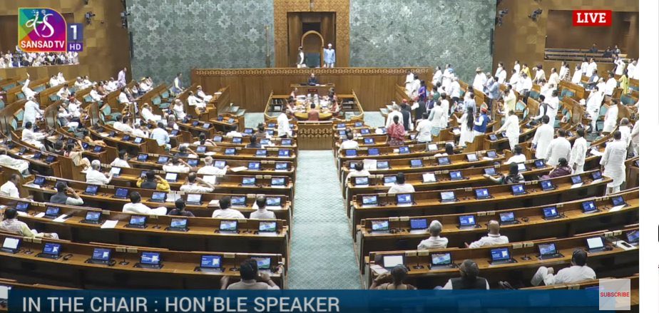 Piy_ush_'s tweet image. This picture serves as a testament for Opposition’s mindless politics.
In the house, they don’t let debates happen & outside the house they become Media Tigers.
@RahulGandhi as a LOP is accountable for this
#oppositionprotest
#LokSabha