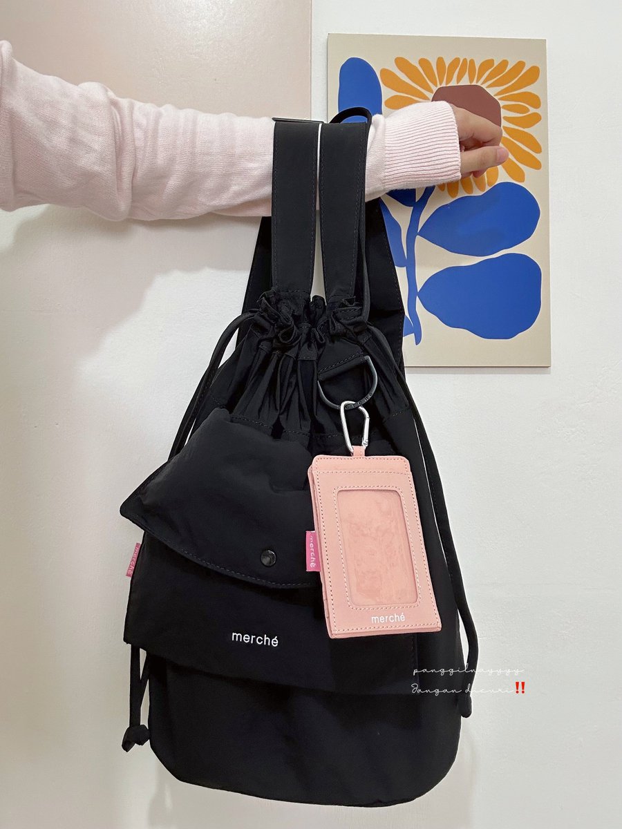 panggilnayyyy's tweet image. backpack local brand i donβt regret buying; MERCHE